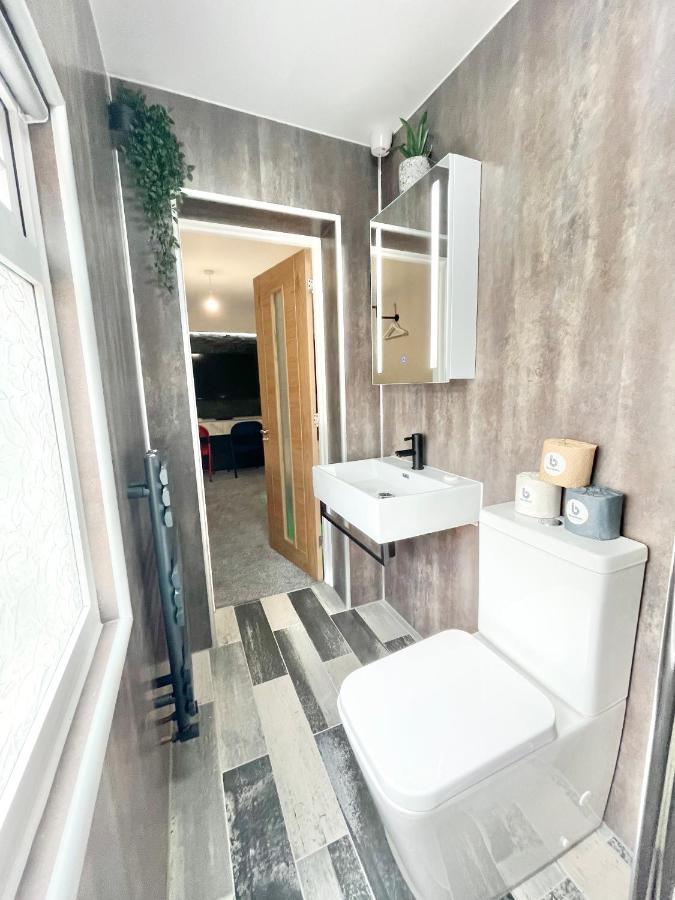 Cloud9 Guest House - By Coastline Retreats - Newly Renovated, Beautiful Ensuite Rooms Near Seafront In Town Centre, Netflix, Superfast Wifi, Communal Kitchen Bournemouth Exterior foto