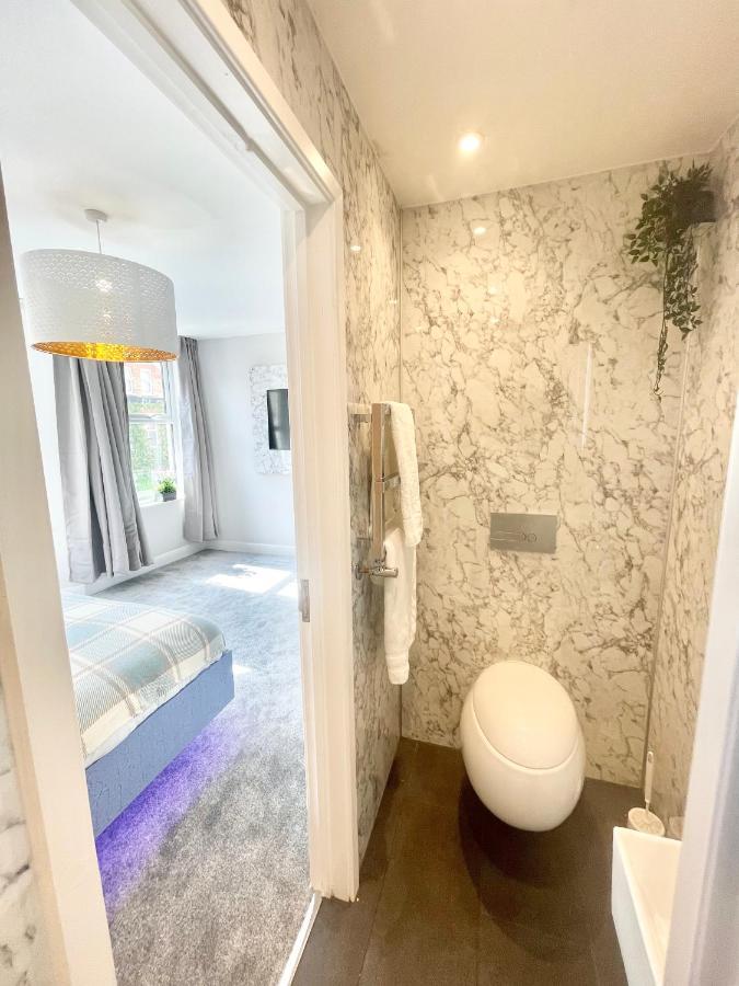 Cloud9 Guest House - By Coastline Retreats - Newly Renovated, Beautiful Ensuite Rooms Near Seafront In Town Centre, Netflix, Superfast Wifi, Communal Kitchen Bournemouth Exterior foto