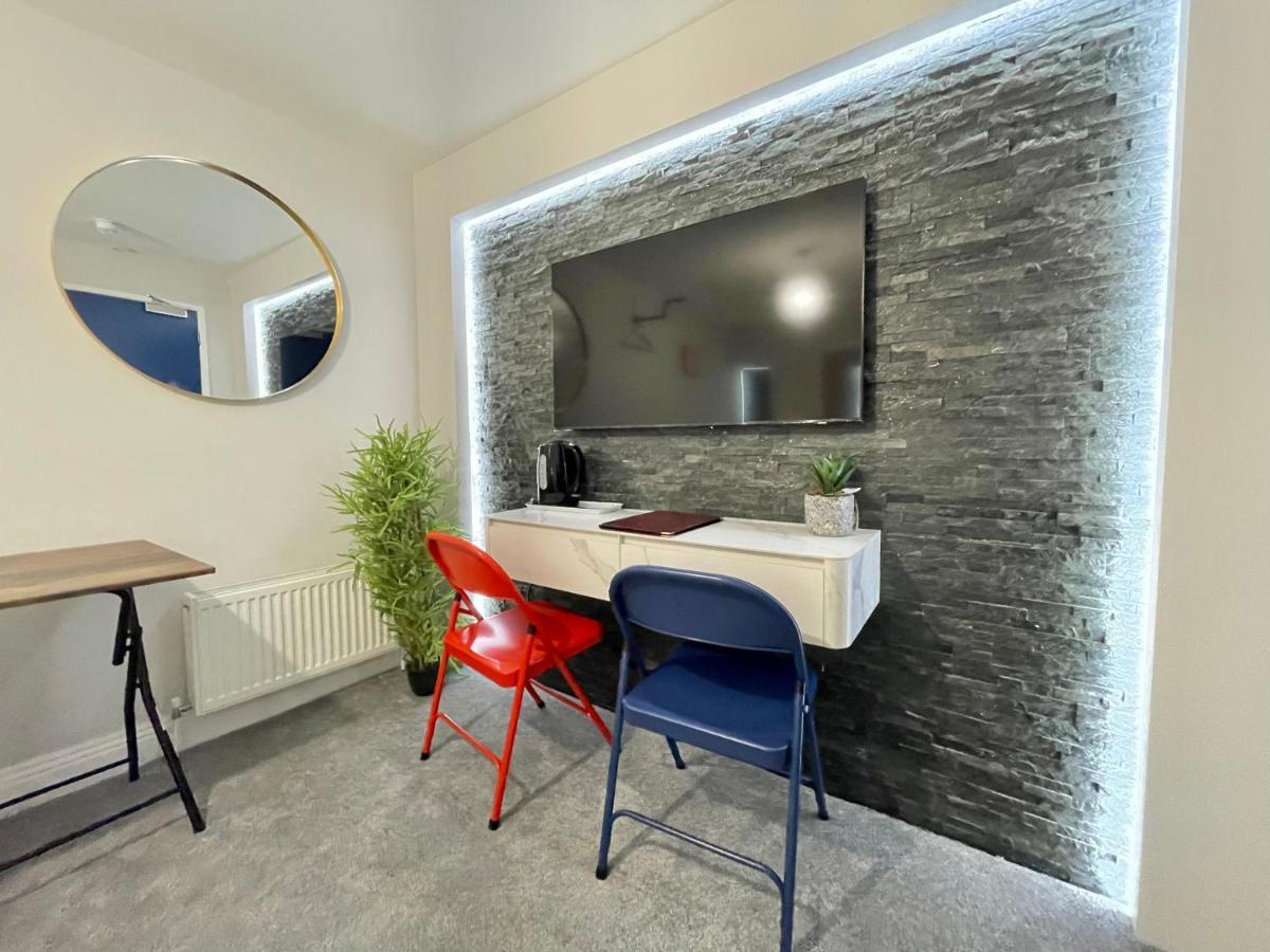 Cloud9 Guest House - By Coastline Retreats - Newly Renovated, Beautiful Ensuite Rooms Near Seafront In Town Centre, Netflix, Superfast Wifi, Communal Kitchen Bournemouth Exterior foto