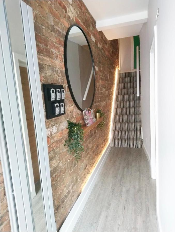 Cloud9 Guest House - By Coastline Retreats - Newly Renovated, Beautiful Ensuite Rooms Near Seafront In Town Centre, Netflix, Superfast Wifi, Communal Kitchen Bournemouth Exterior foto